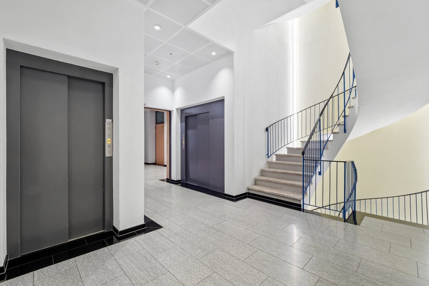 681m² office, Foto 6 von 10