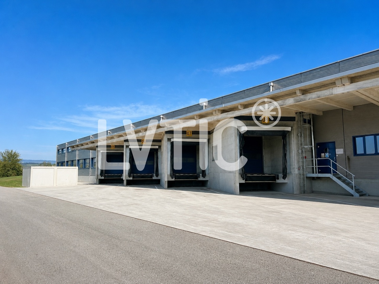 7200m² de locaux de stockage, photo 8 sur 10