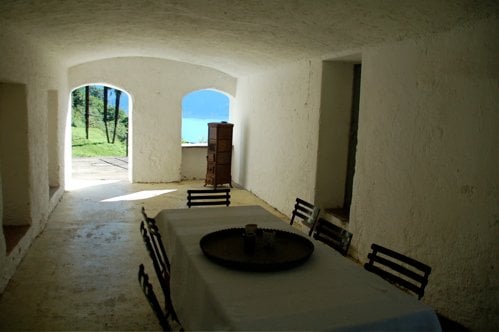 6 rooms apartment