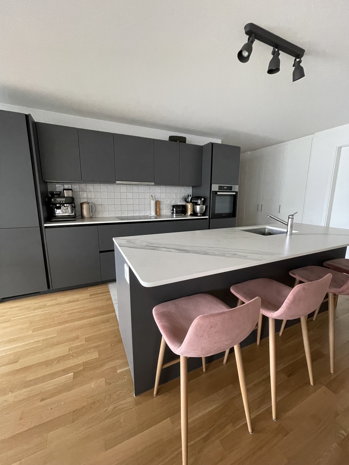 4 ½ Zimmer-Wohnung, Foto 1 von 10