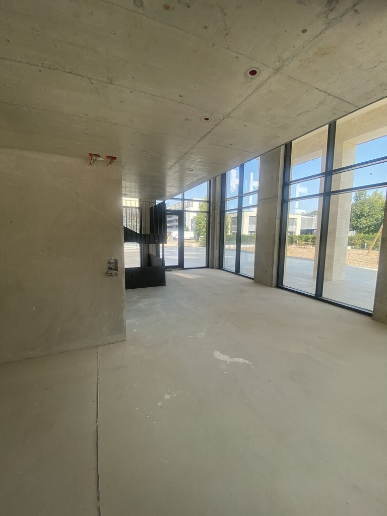 171m² commerciale