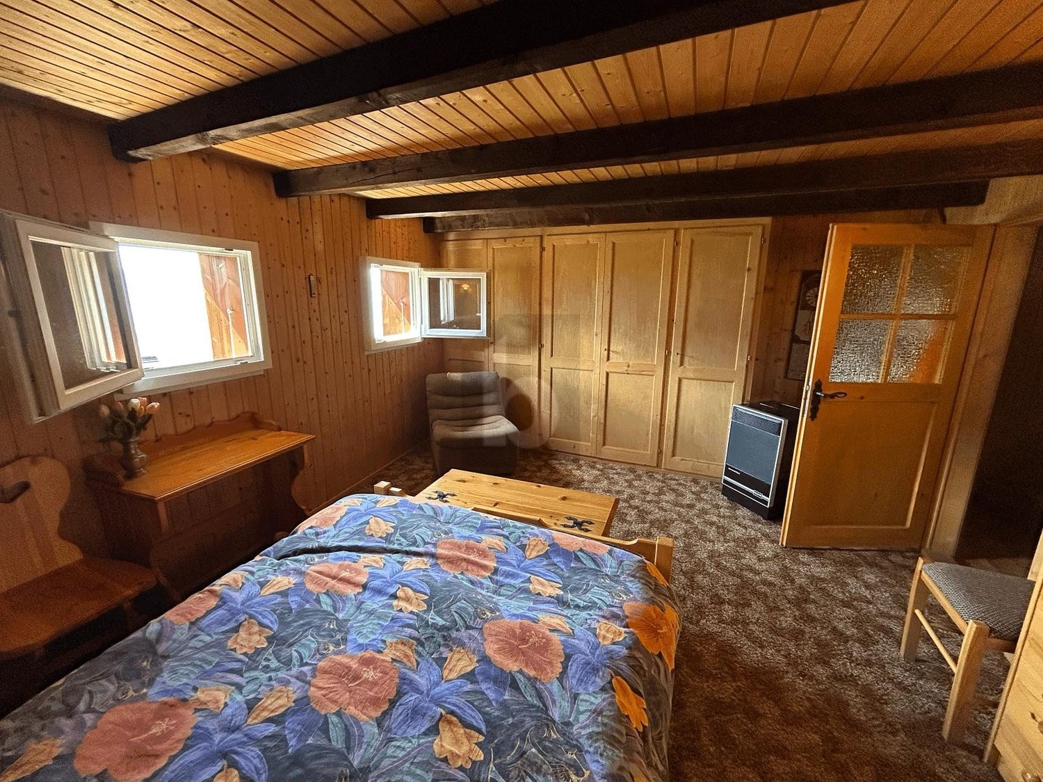 4 rooms row house
