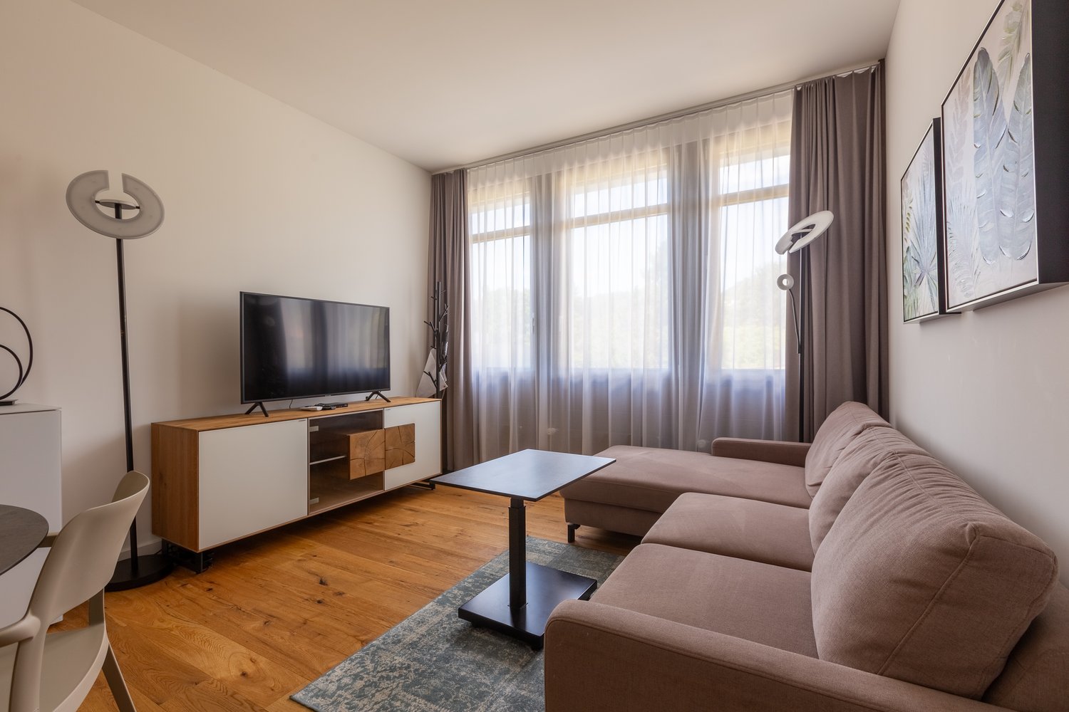 2 ½ rooms furnished flat