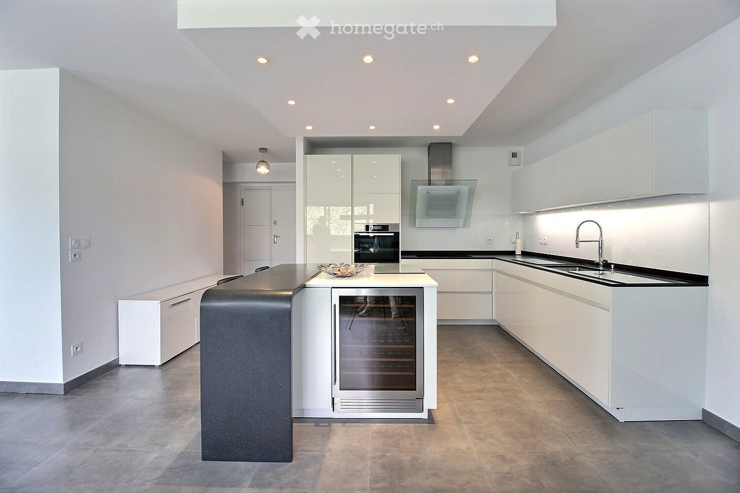 4 Zimmer Wohnung, Foto 2 von 5