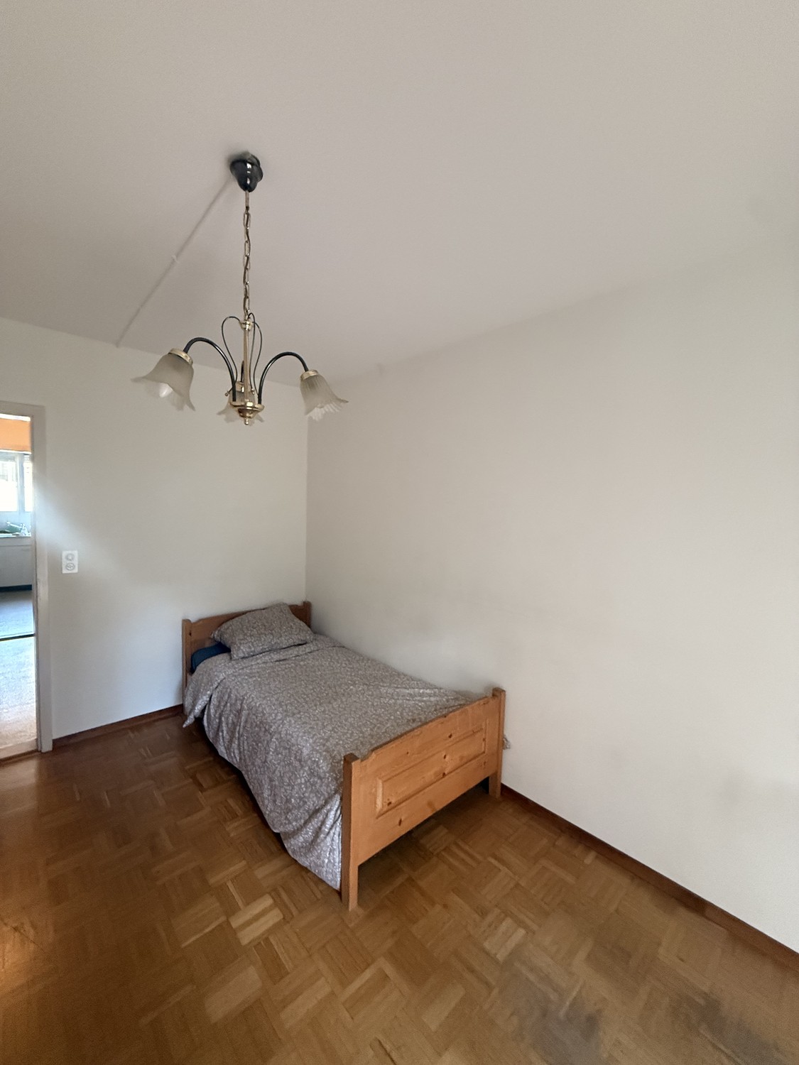 Room in a shared flat, Foto 2 von 3