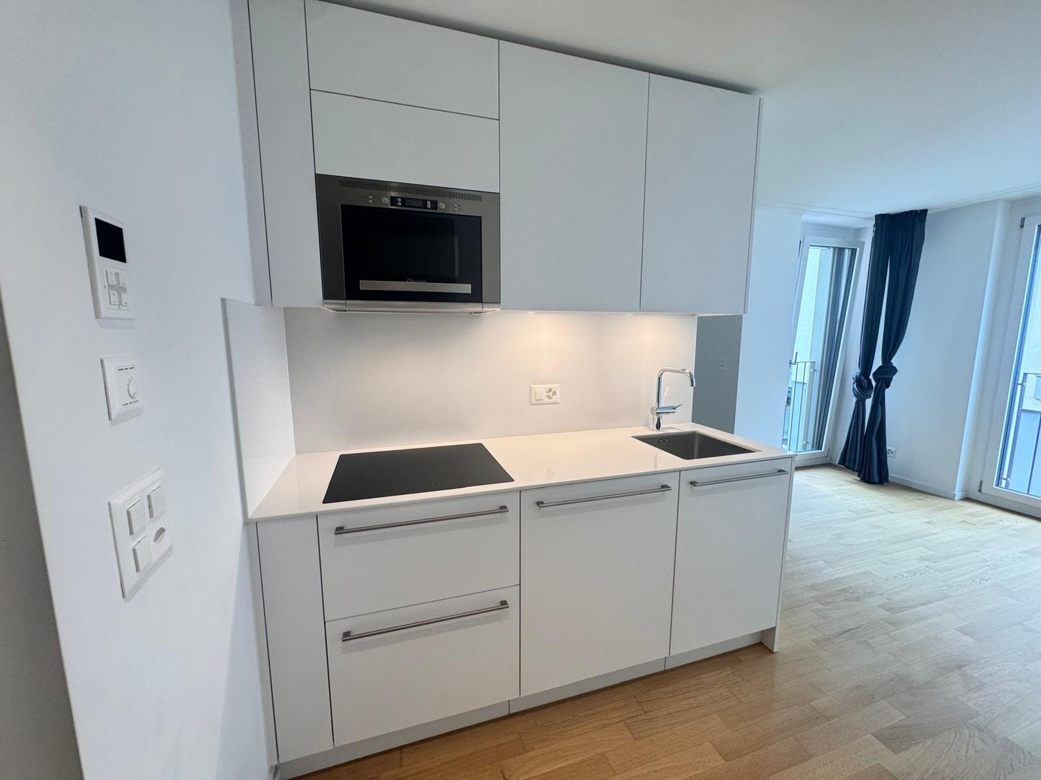 1 room apartment, Foto 1 von 4