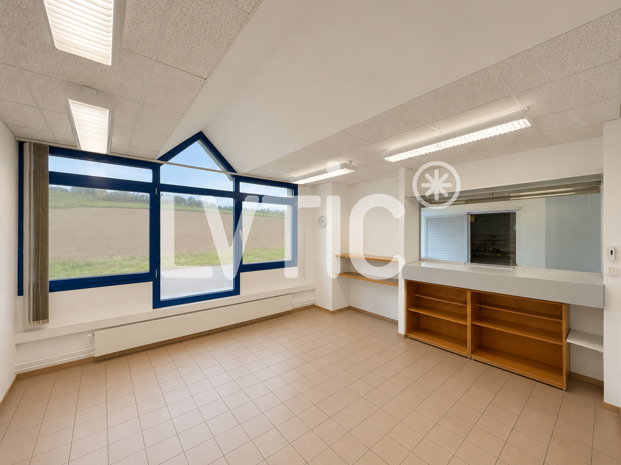 795m² atelier