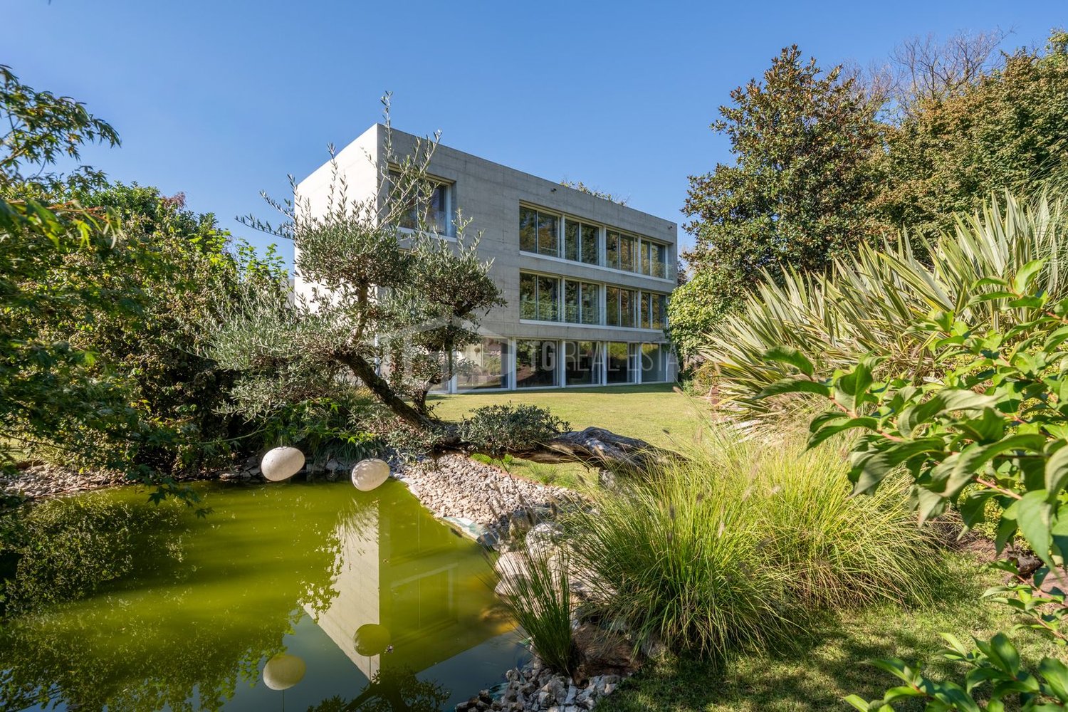 7-Zimmer-Einfamilienhaus