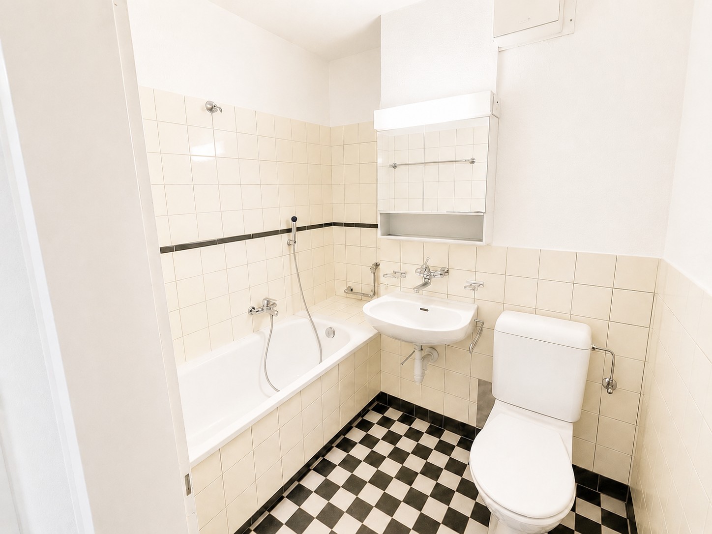 3 rooms apartment