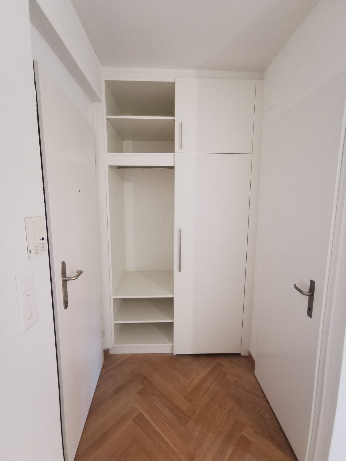 1 room apartment, Foto 2 von 7