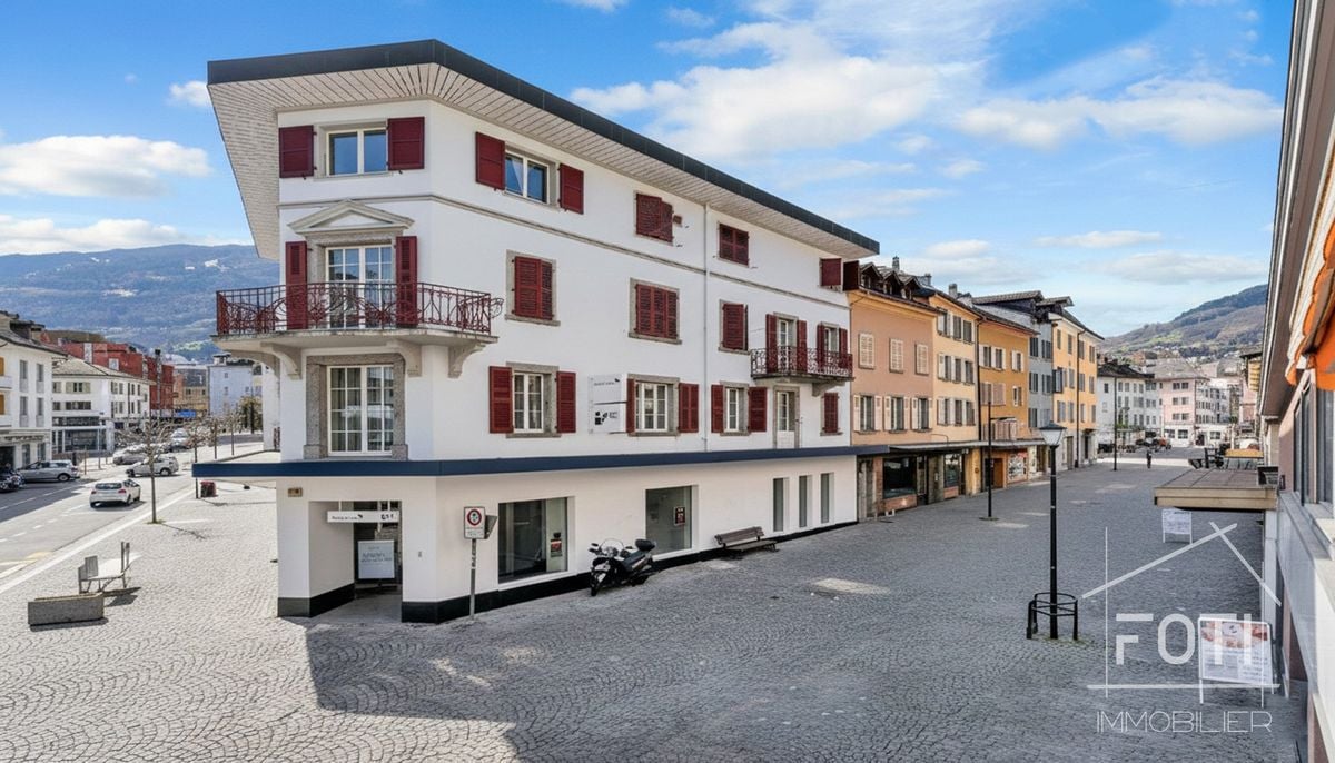 195m² commercial