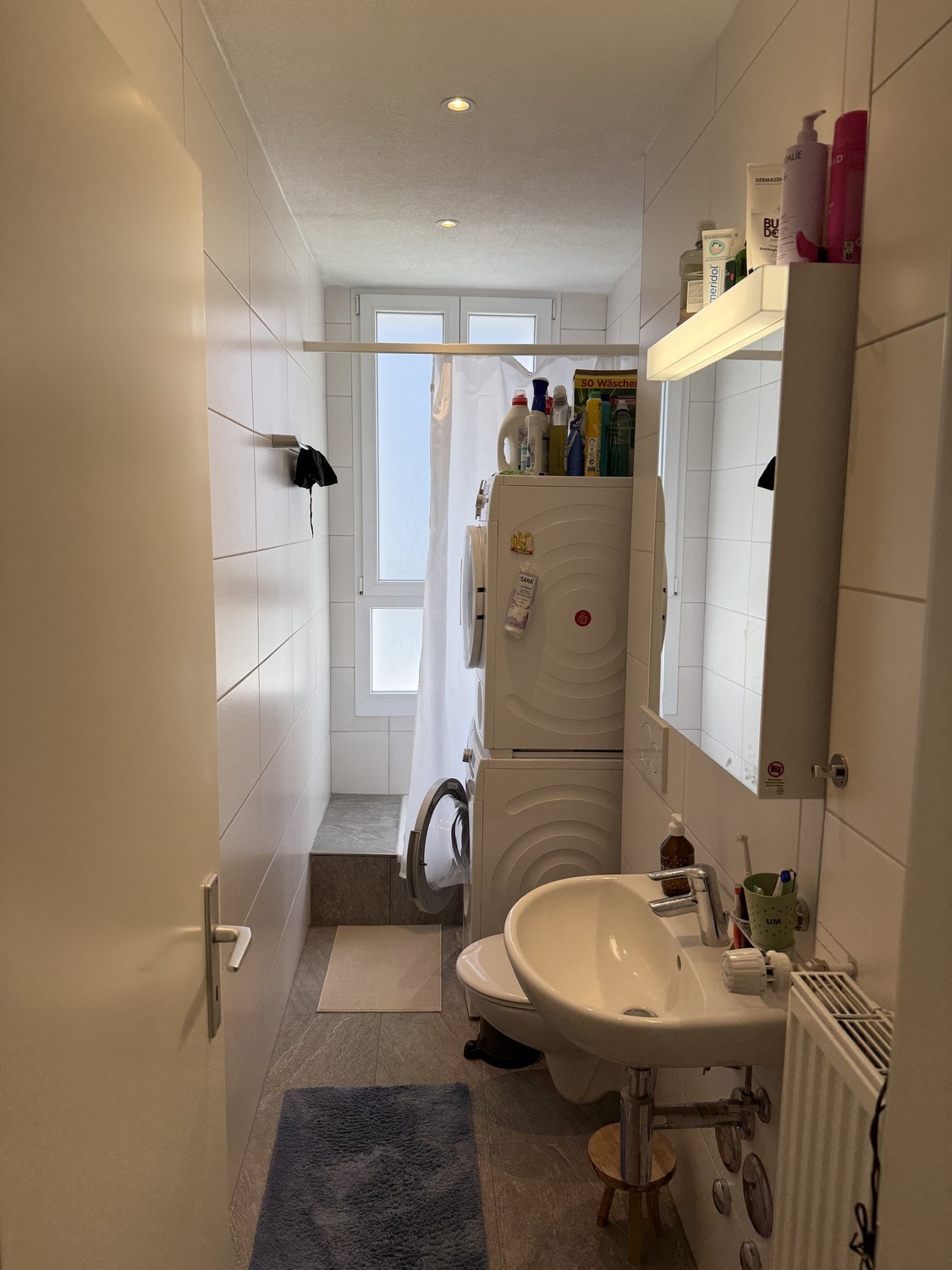 Chambre dans un appartement partagé