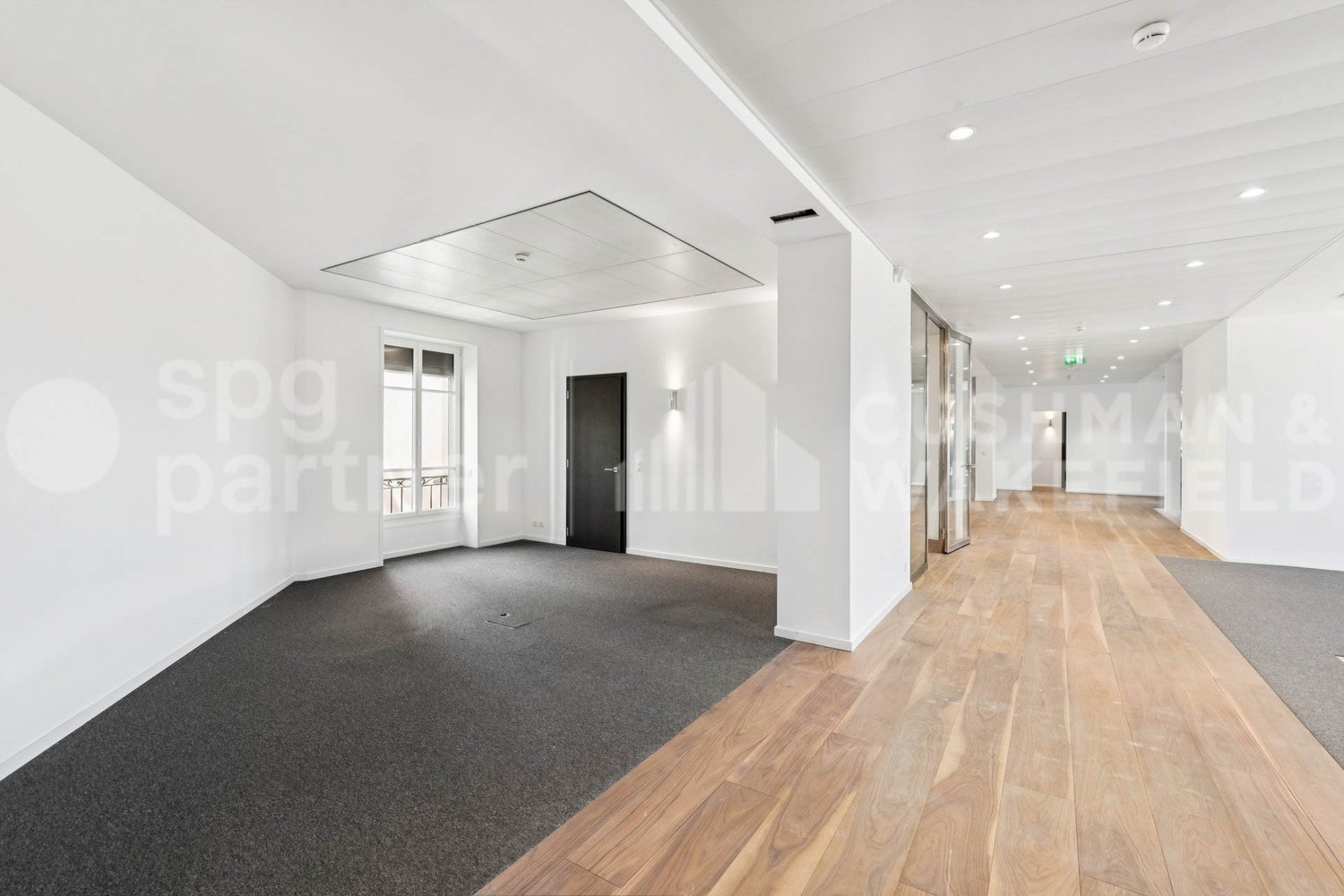 335m² office