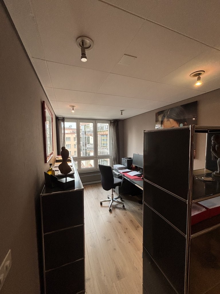 154m² Büro, Foto 2 von 9