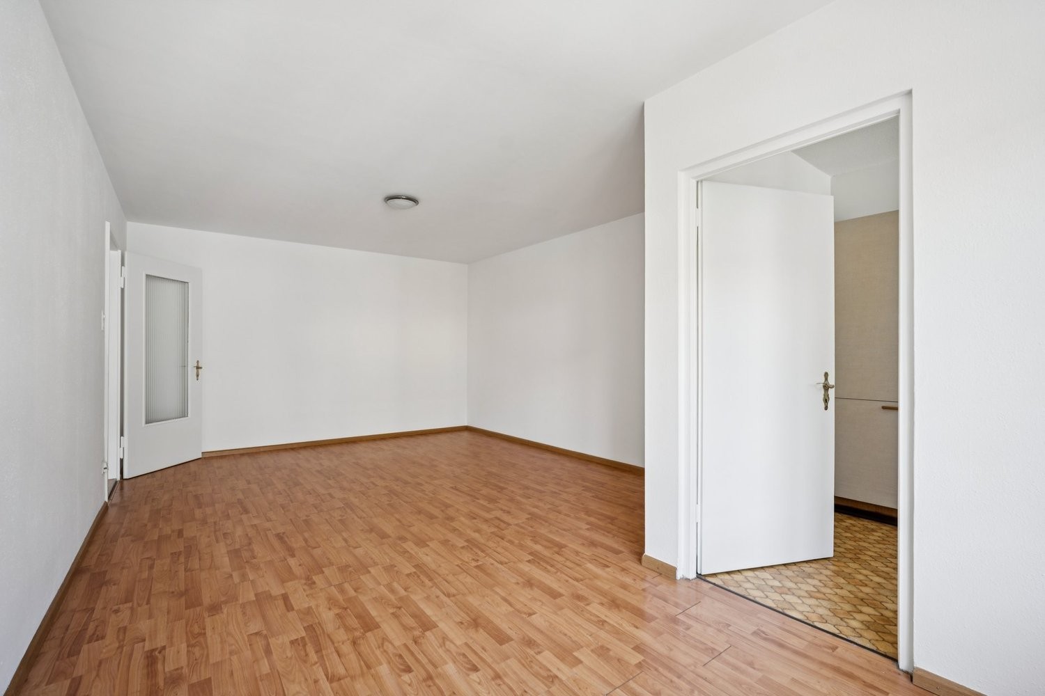 1 room apartment, Foto 4 von 4