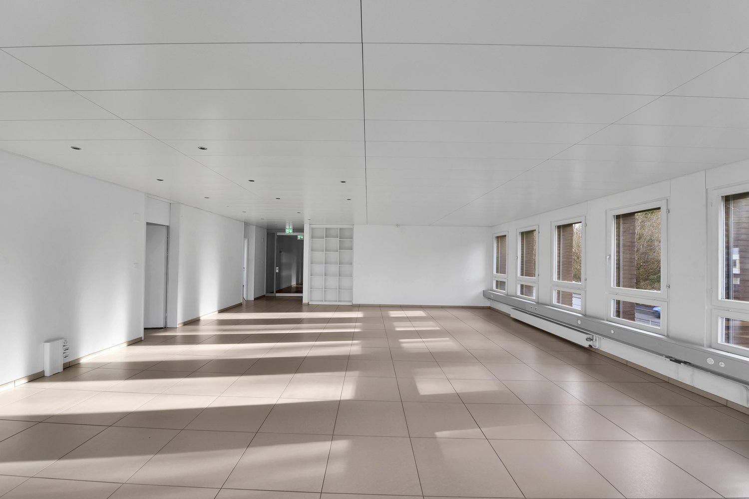 143m² office, Foto 1 von 9