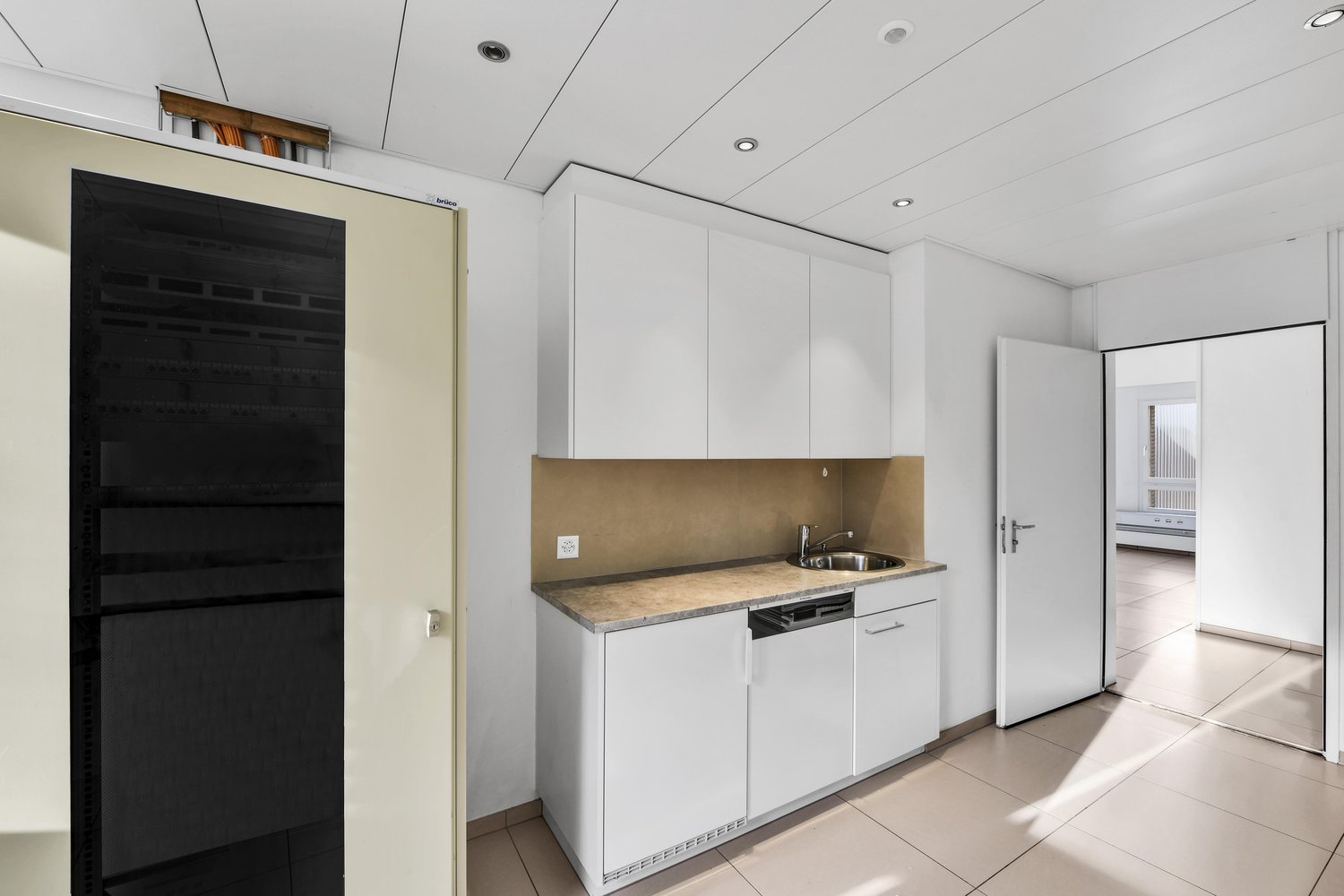 143m² office, Foto 5 von 9