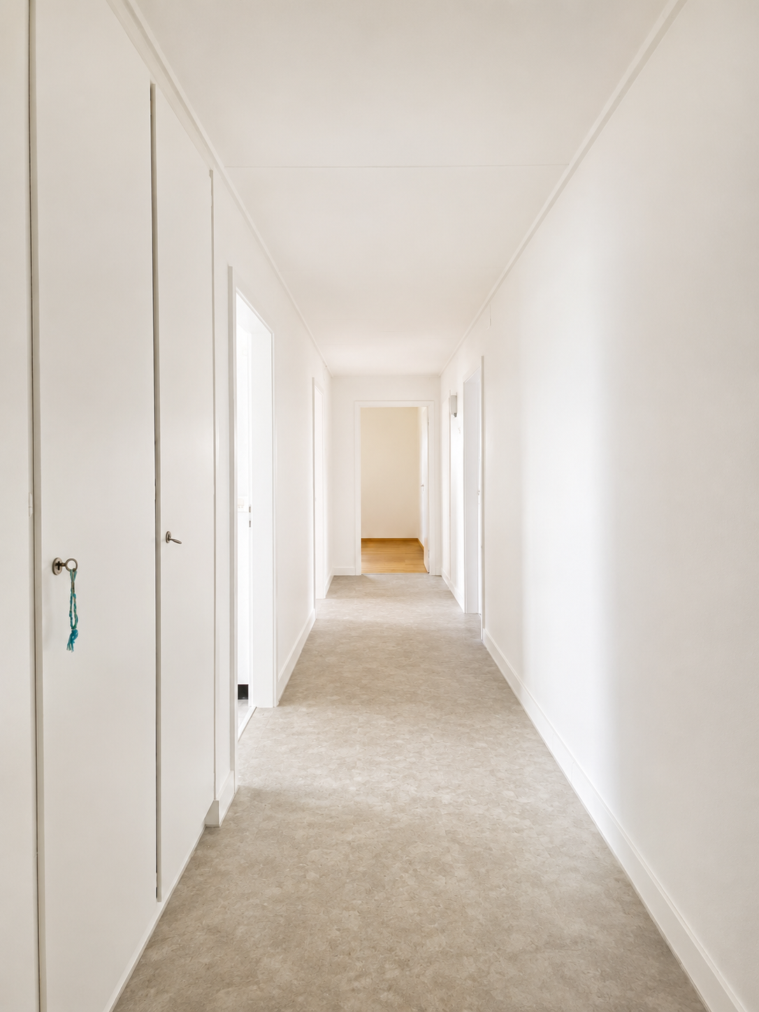 4 rooms apartment, foto 6 di 8