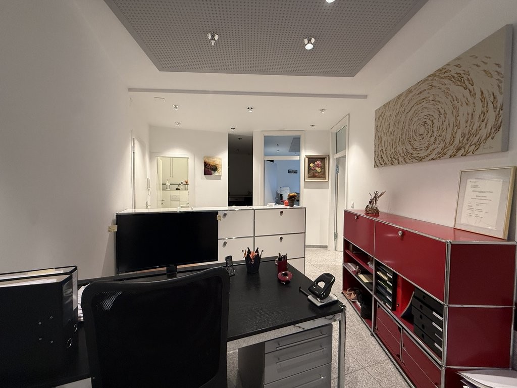 51m² office