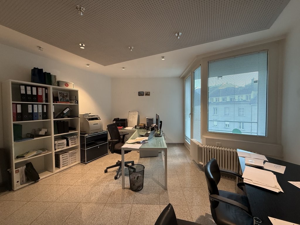 51m² office