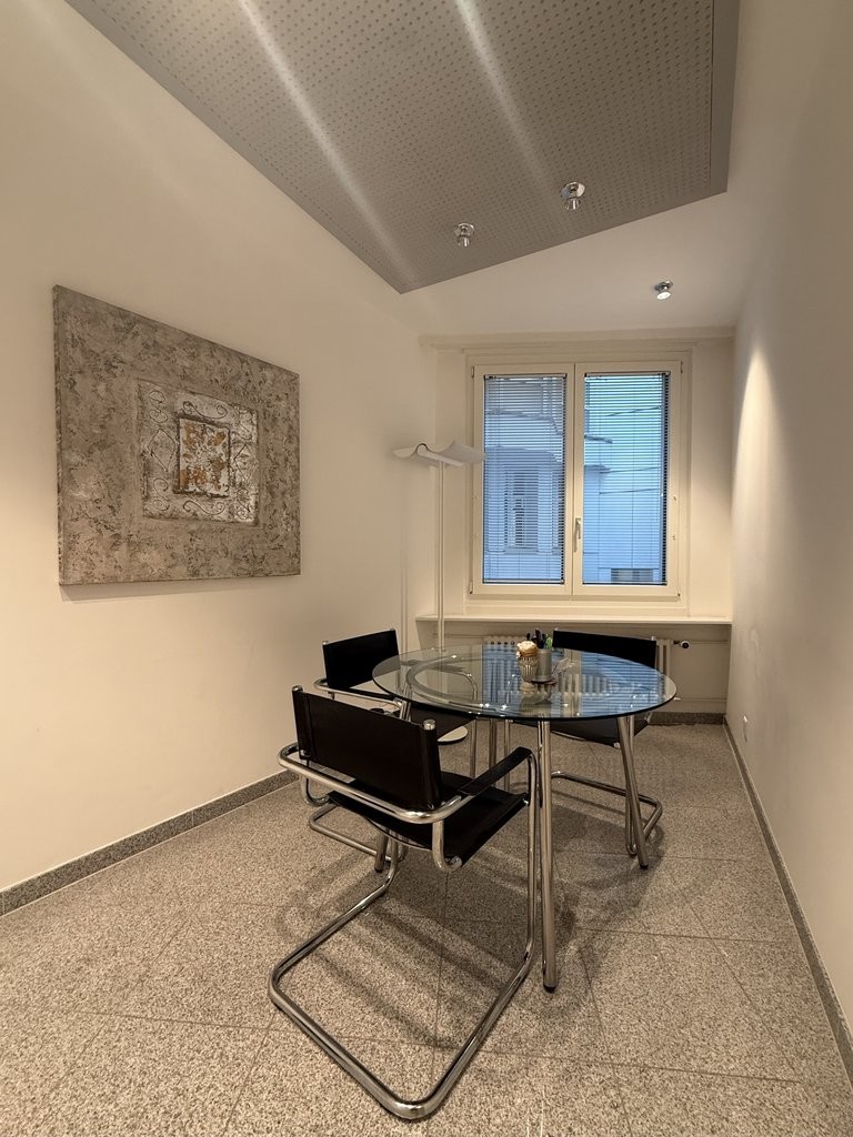 51m² office