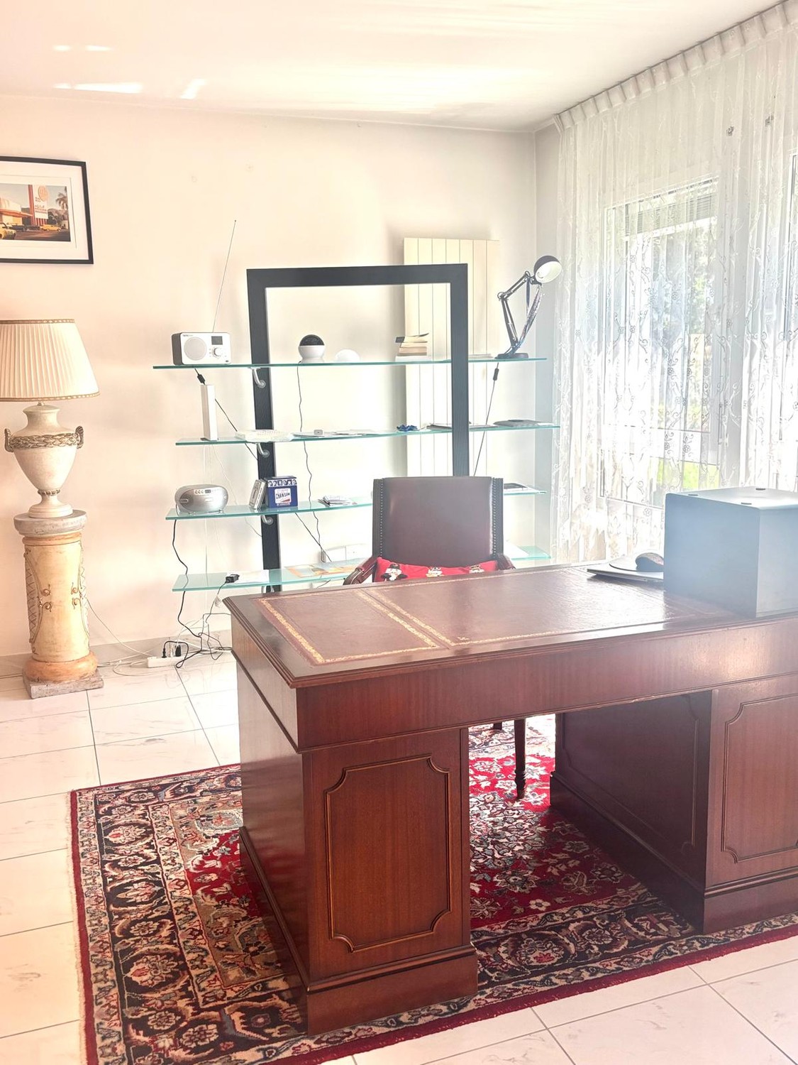 5 rooms apartment