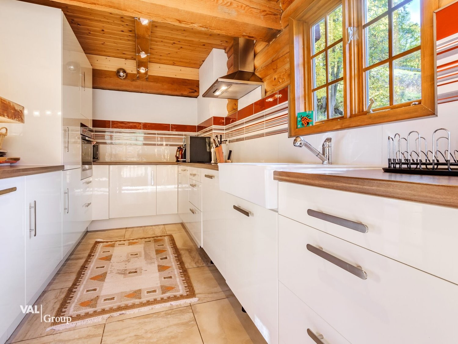 10 Zimmer Chalet, Foto 3 von 10