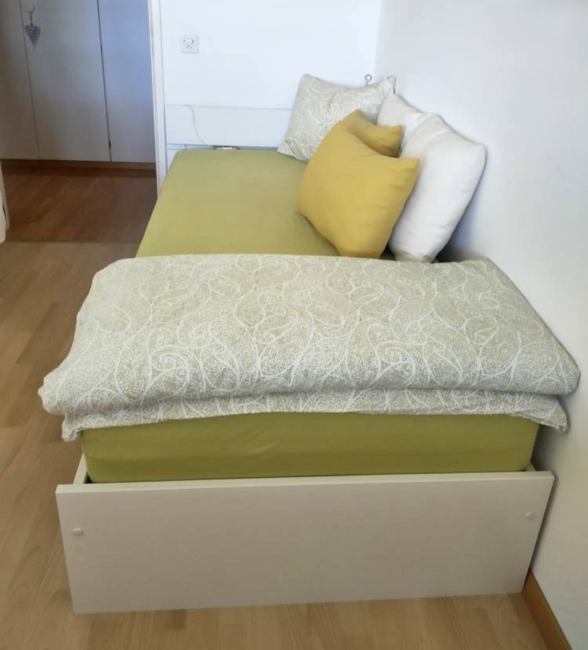 Room in a shared flat, Foto 2 von 3