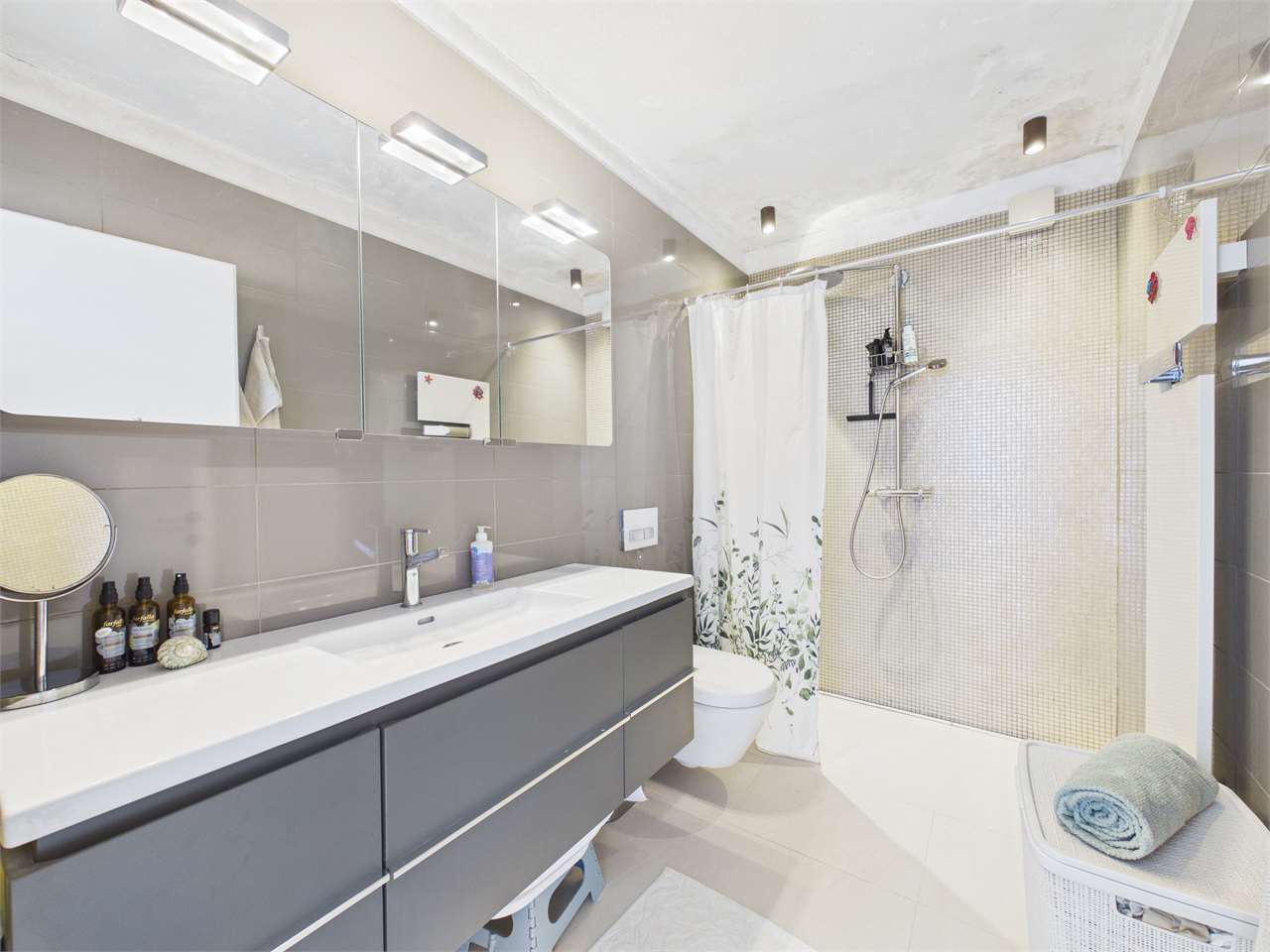 2 ½ Zimmer Wohnung