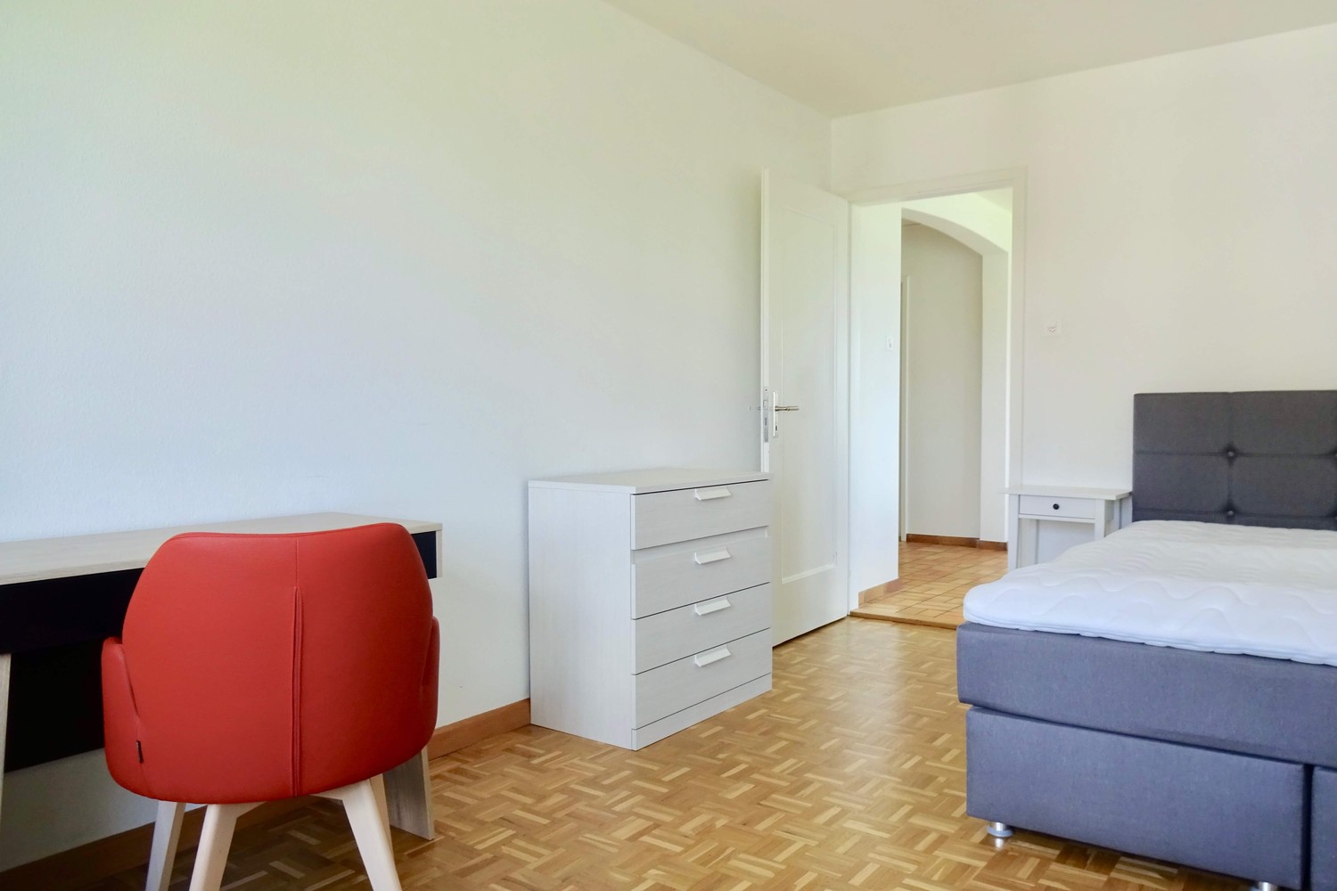 Zimmer in einer Wohngemeinschaft, Foto 8 von 9