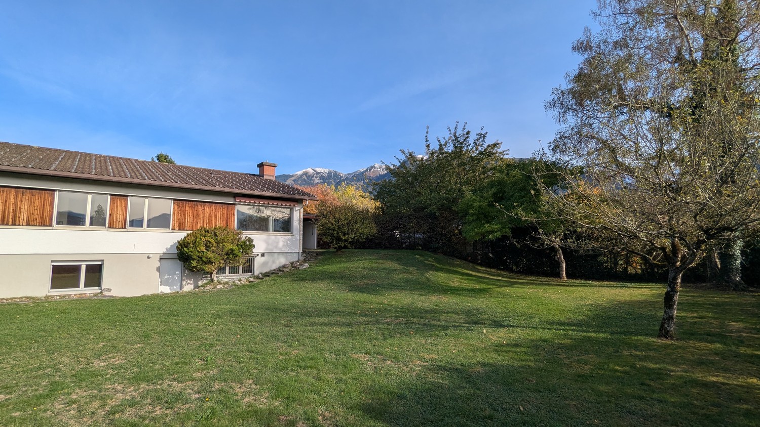 5 rooms single house