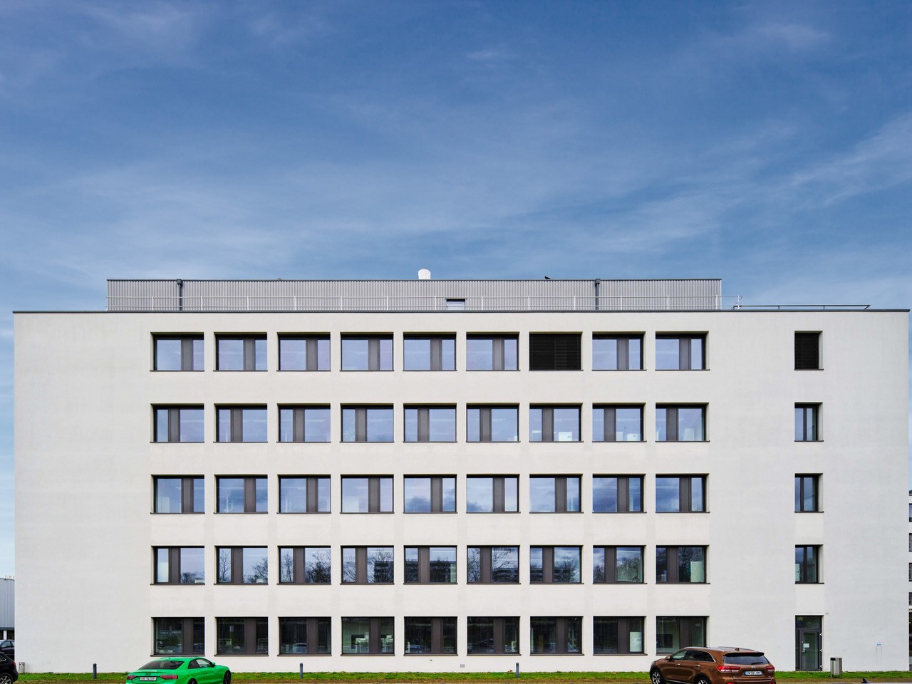 3500m² industrial object, Foto 1 von 10