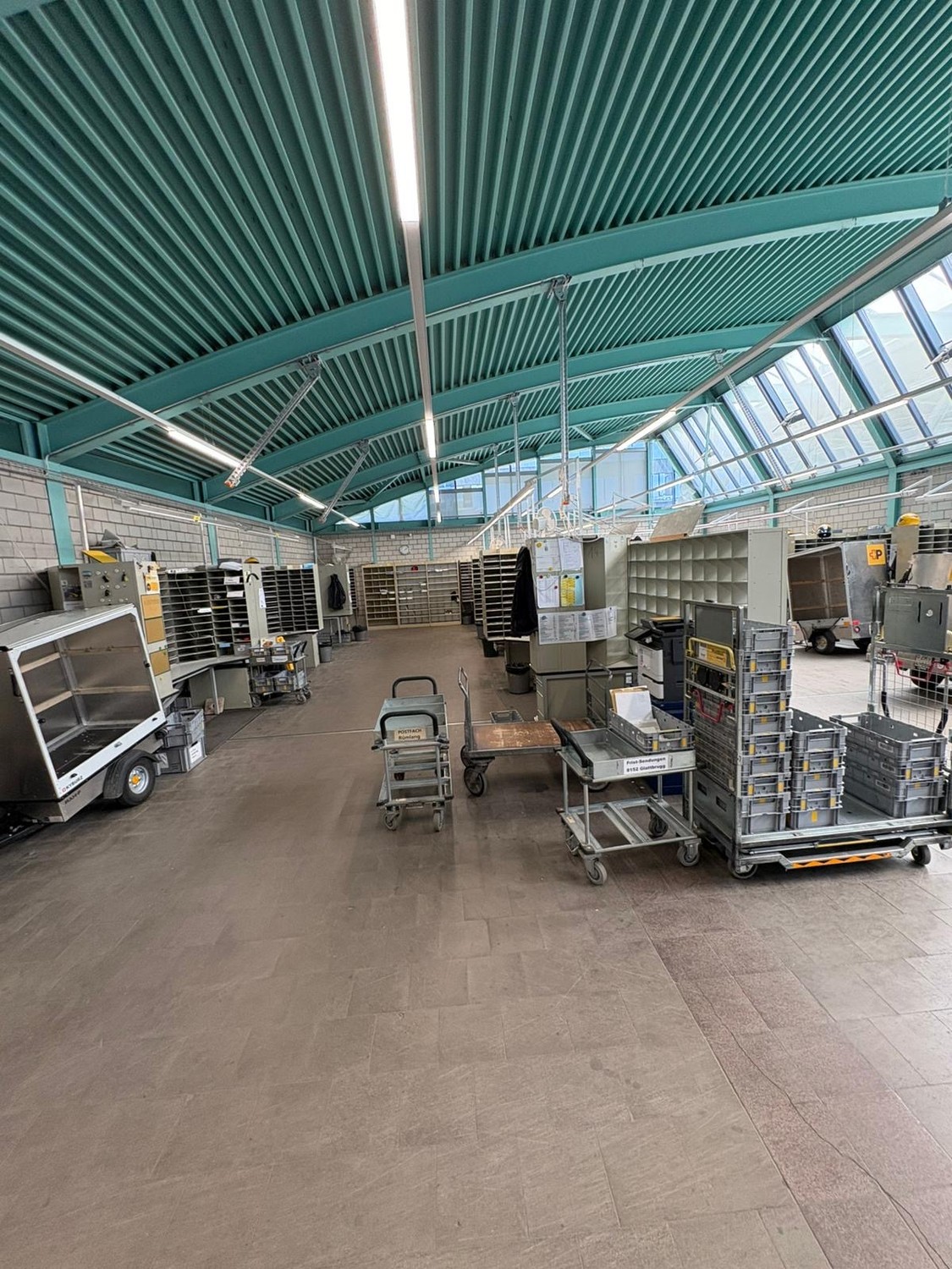 784m² commerciale