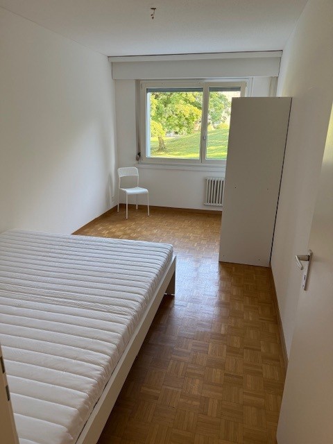 Room in a shared flat, Foto 1 von 4
