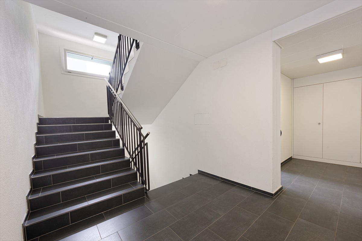 28-726m² office