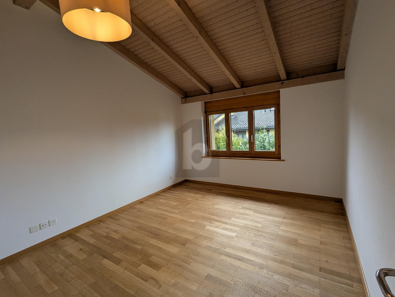 5 ½ rooms duplex house, Foto 3 von 4