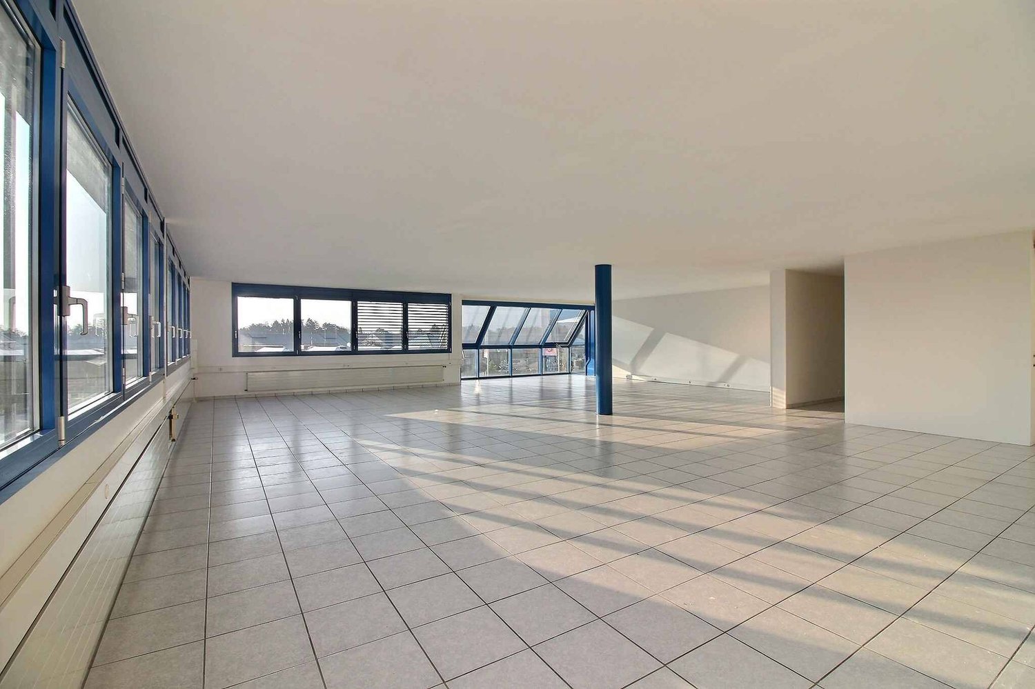168m² Büro, Foto 5 von 9