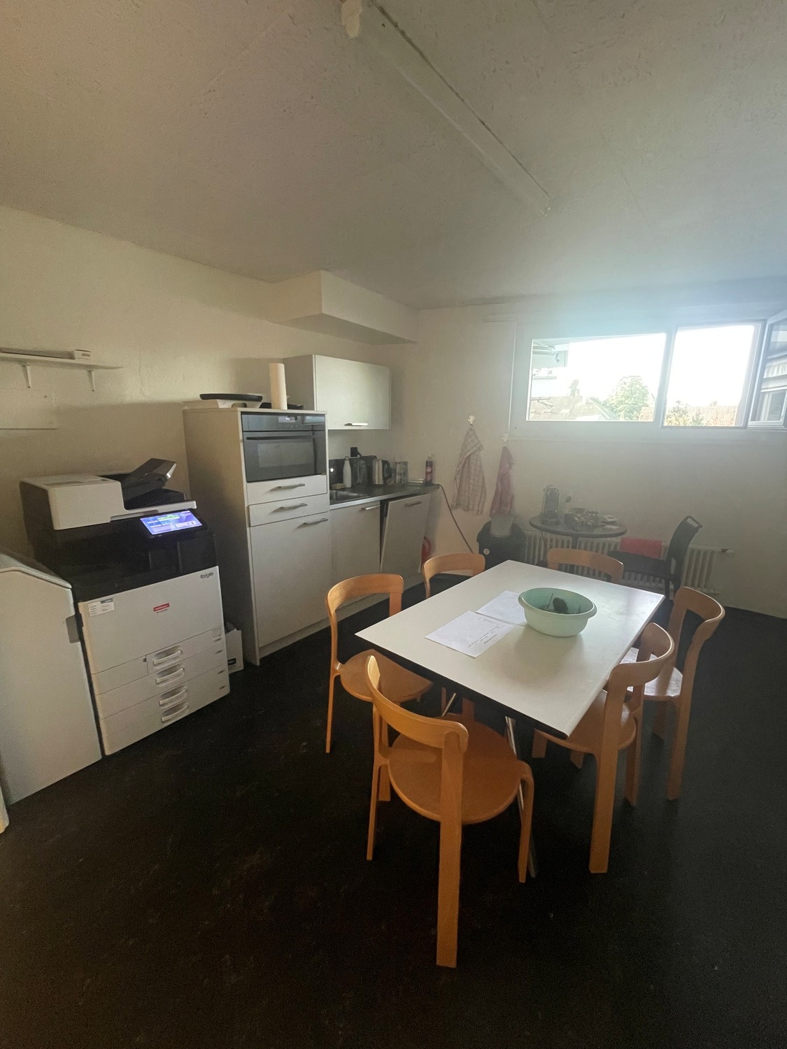223m² office, Foto 1 von 3