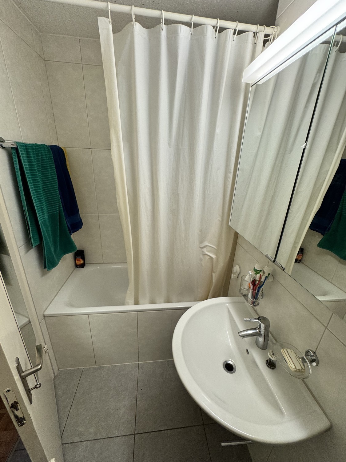 Room in a shared flat, Foto 5 von 8