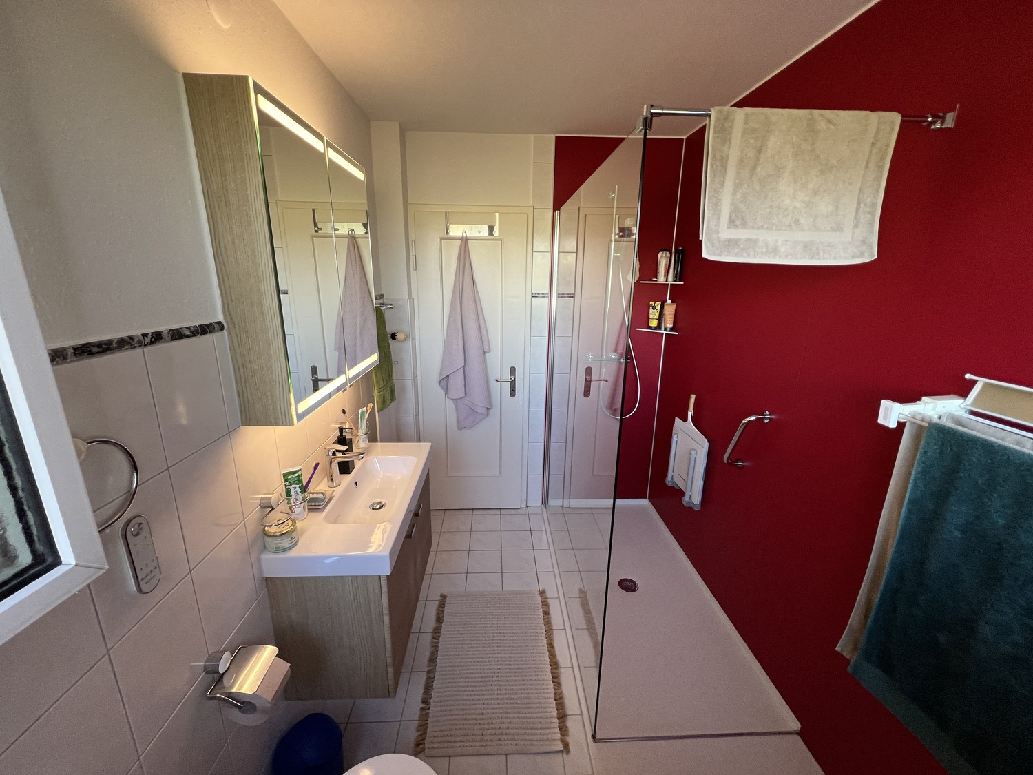 Chambre dans un appartement partagé