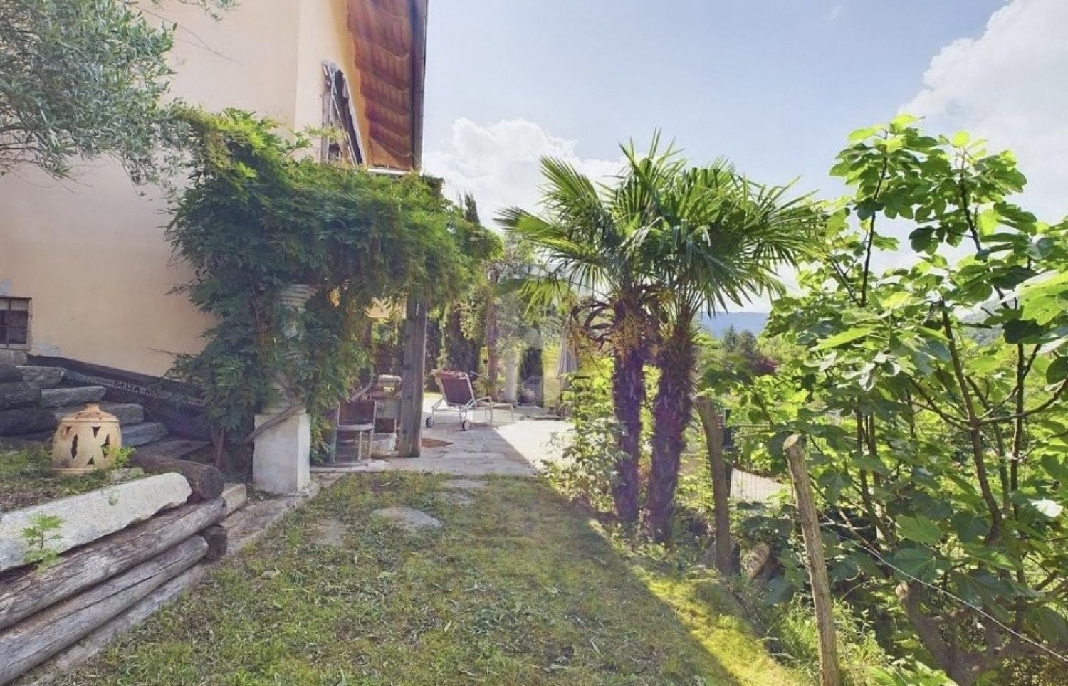 6-Zimmer-Einfamilienhaus