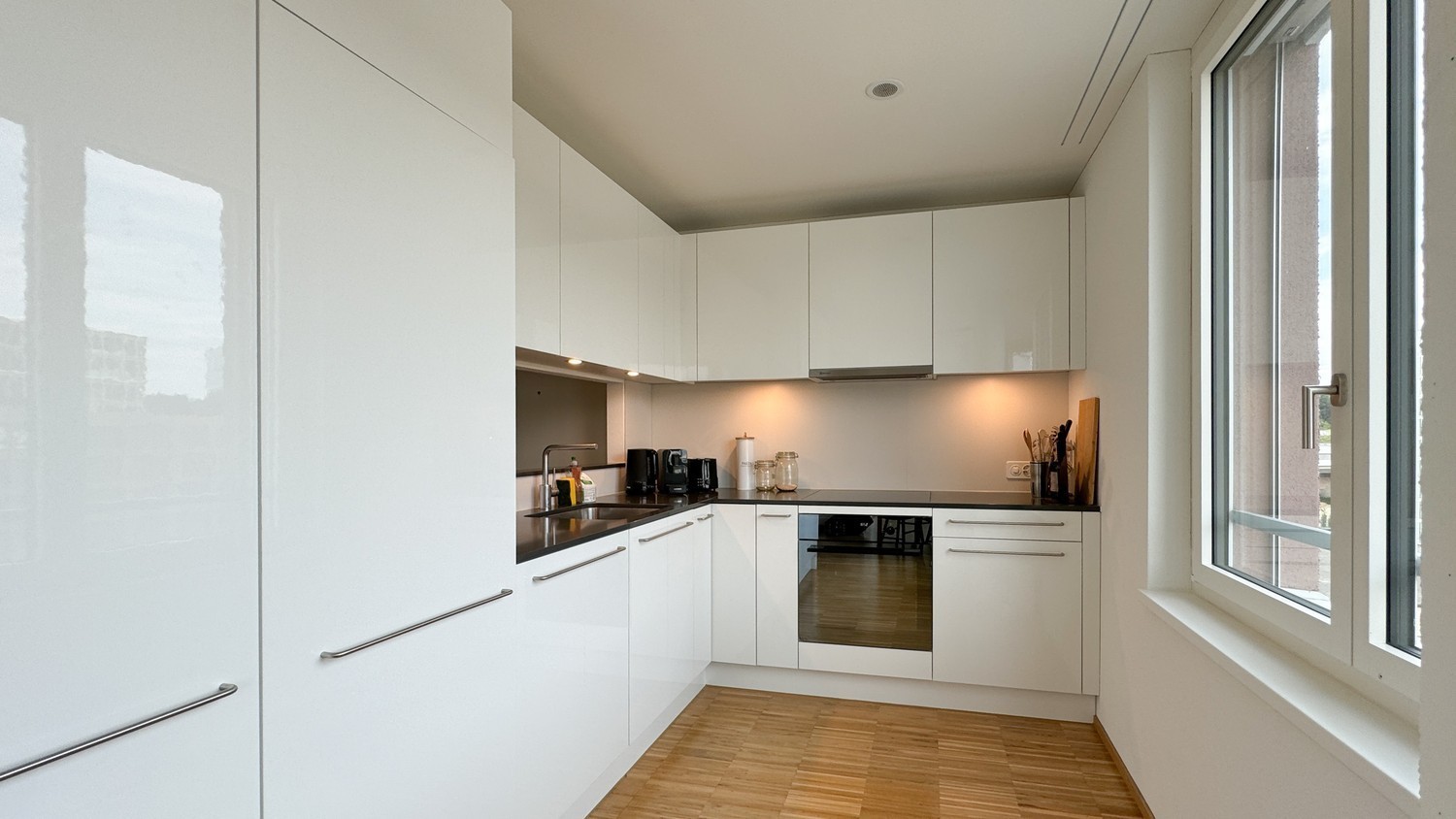 Room in a shared flat, Foto 3 von 4