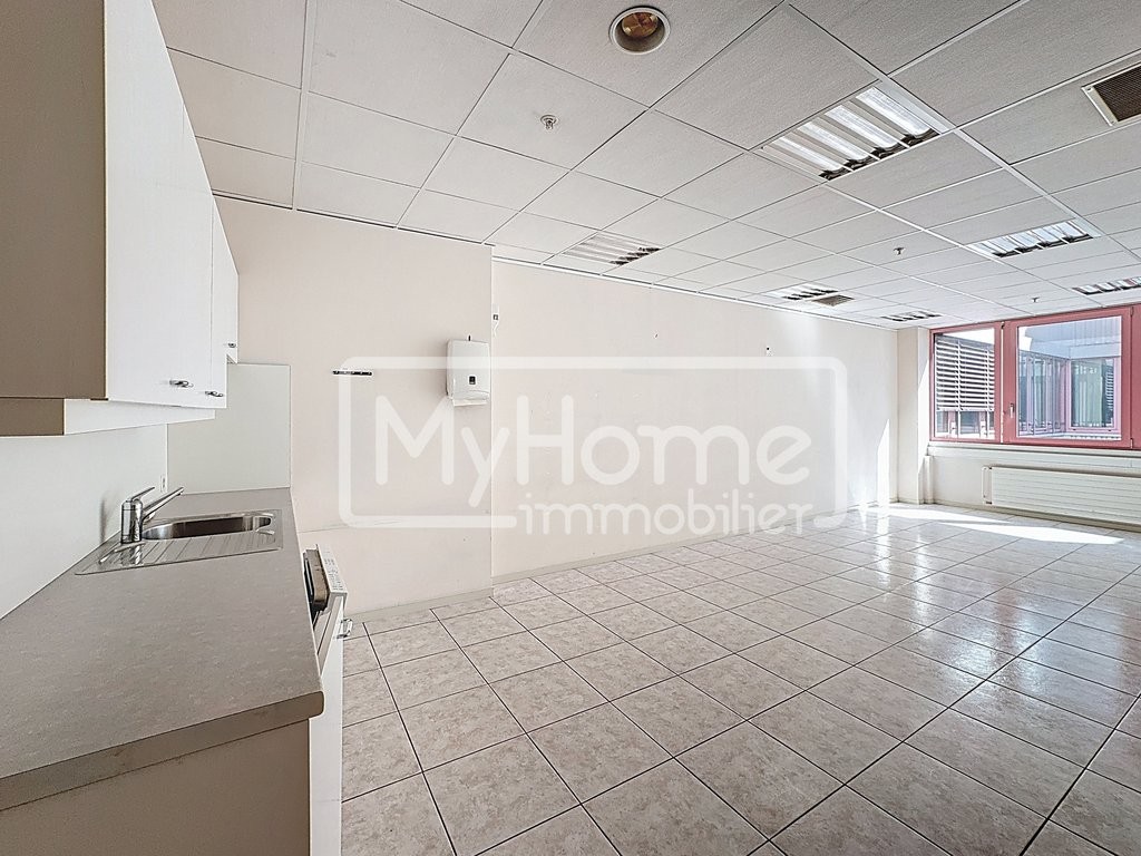 805m² shop, Foto 1 von 10