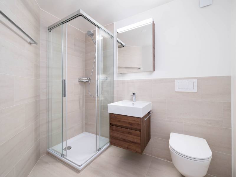 6 rooms apartment