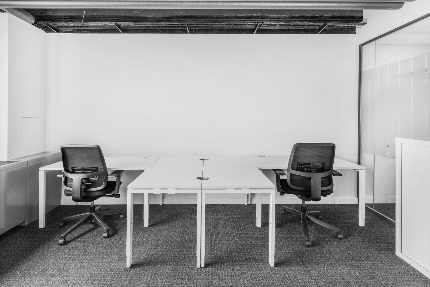 Office, Foto 1 von 7