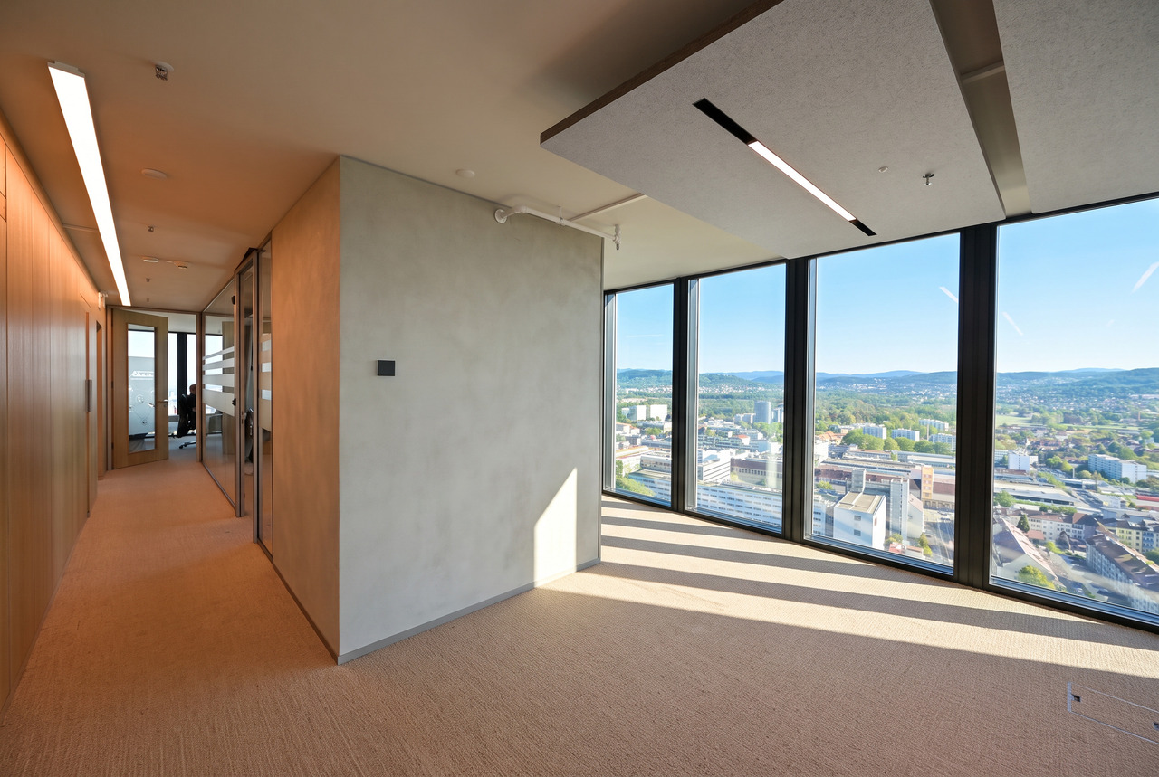 220m² office