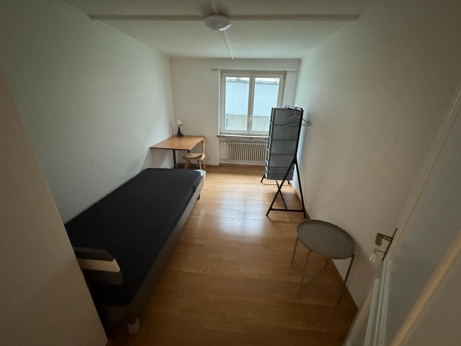 Chambre dans un appartement partagé