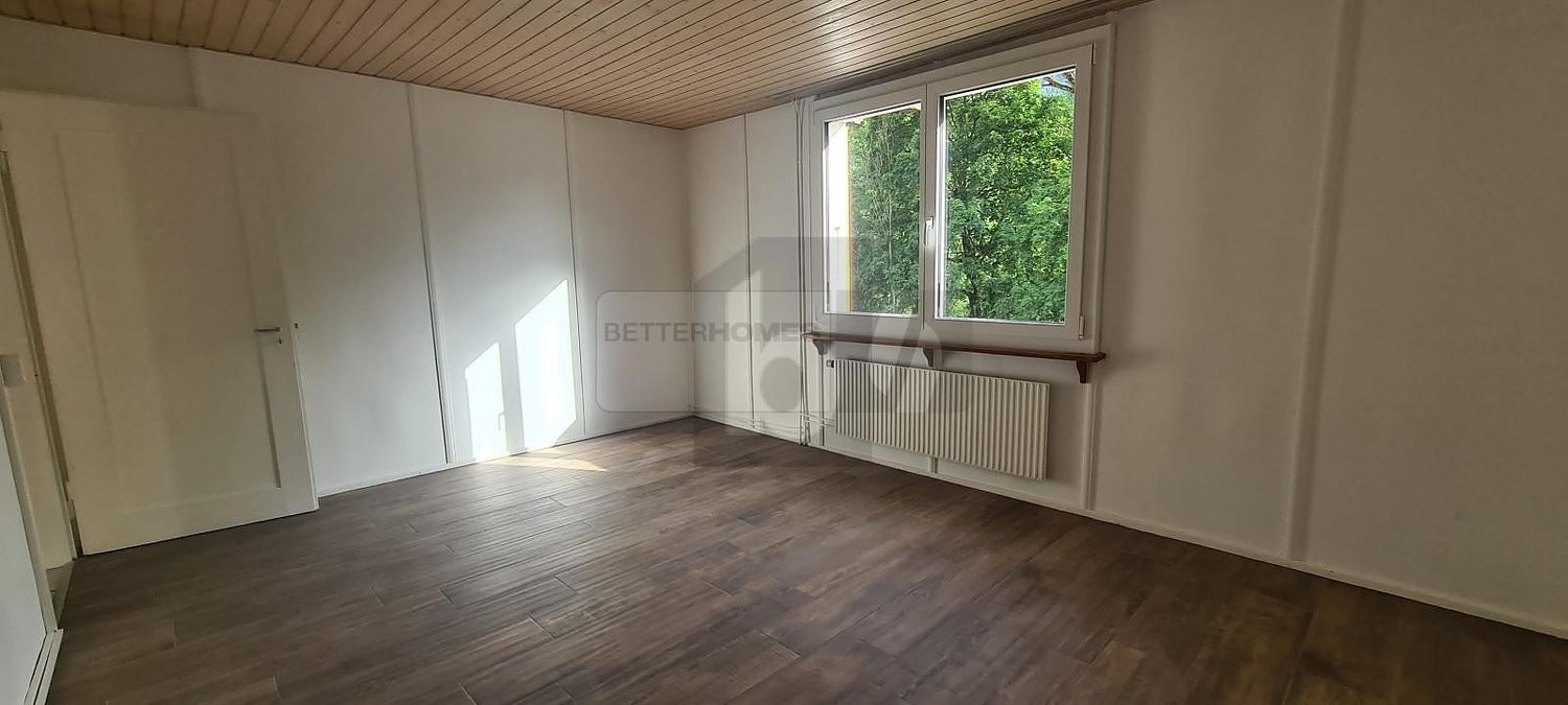 12 ½ rooms multi family house, Foto 3 von 4