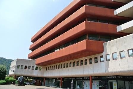 Local de stockage de 1249m²