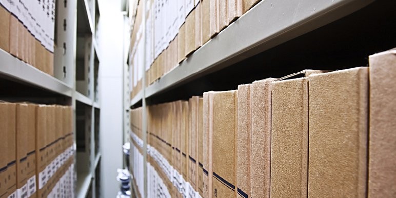 Local de stockage de 1249m²